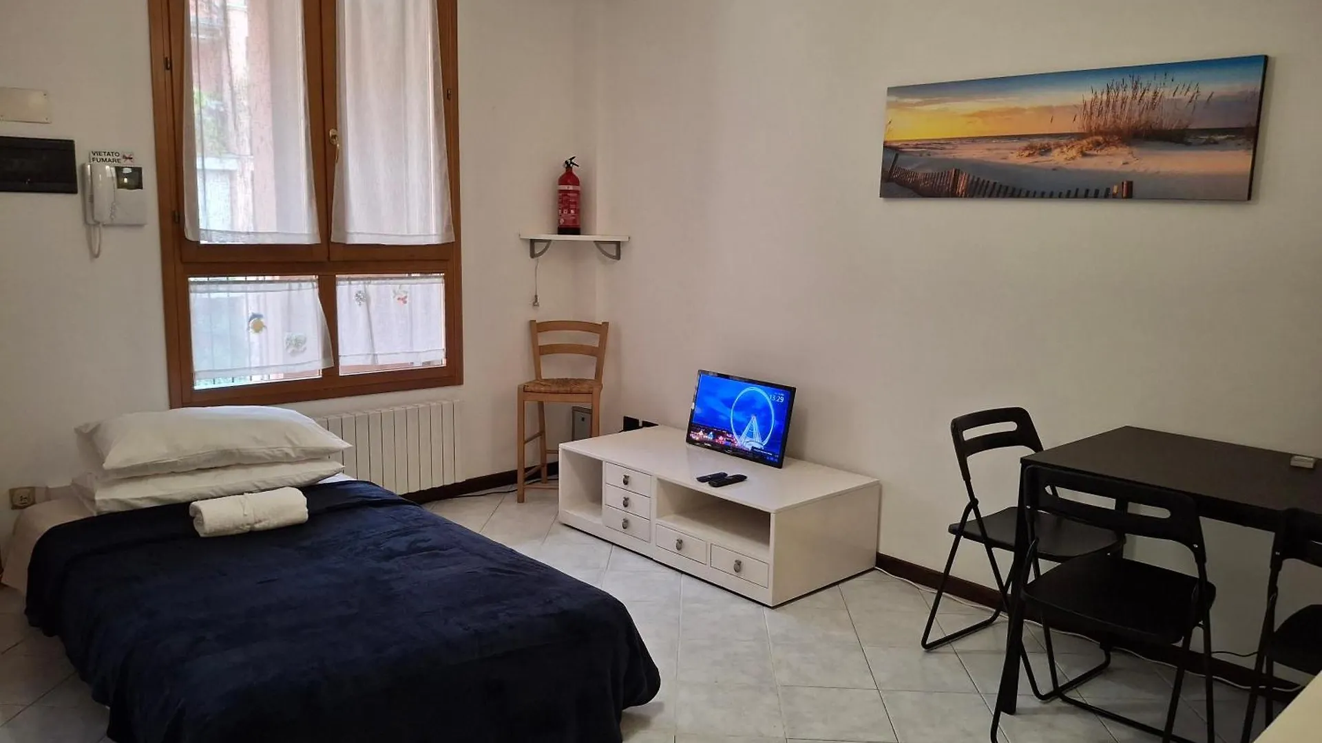 Navigli Star Apartment Milan Italy