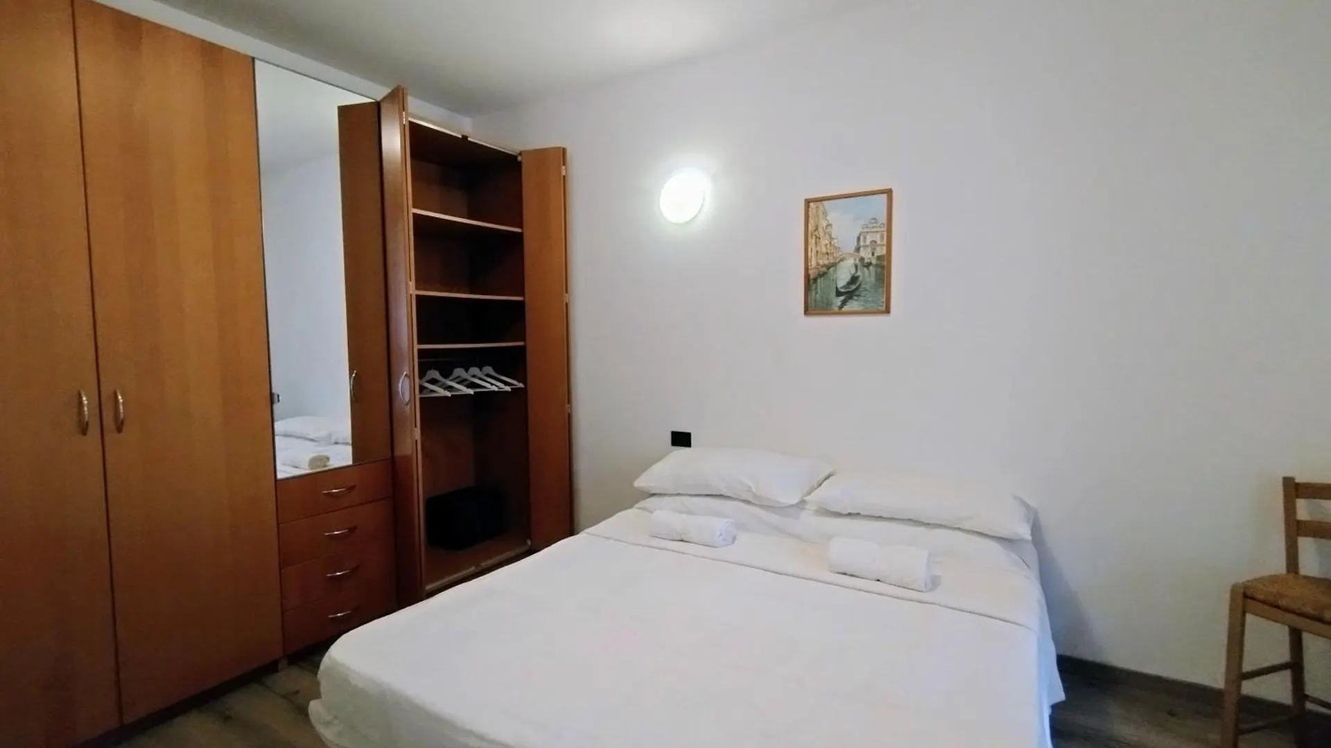 Navigli Star Apartment Milan Italy